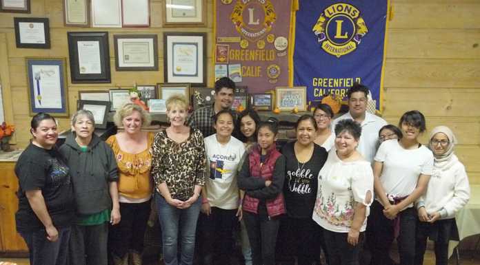 Holidays kick off in Greenfield with community dinner