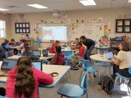 Google reps pay visit to Greenfield classroom
