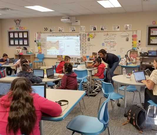 Google reps pay visit to Greenfield classroom