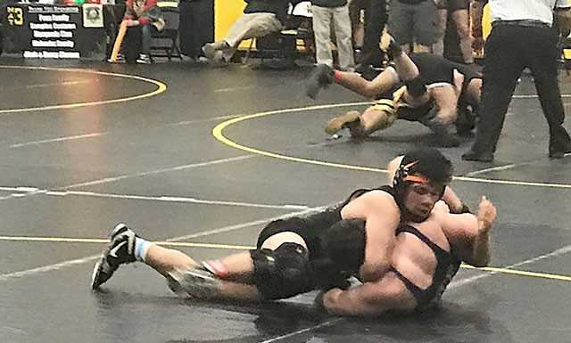 Wrestling | South County wrestlers place at Apple Cider