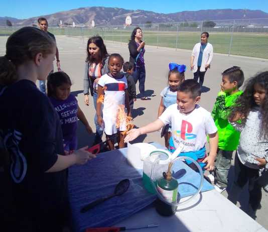 Physics Bus pays a visit to Greenfield