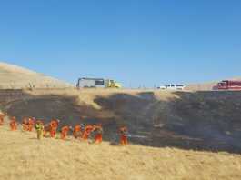 Grass fire injures 3 firefighters near Greenfield