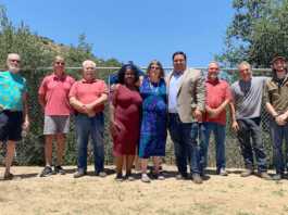 Dee Heckman honored with lending library in Arroyo Seco