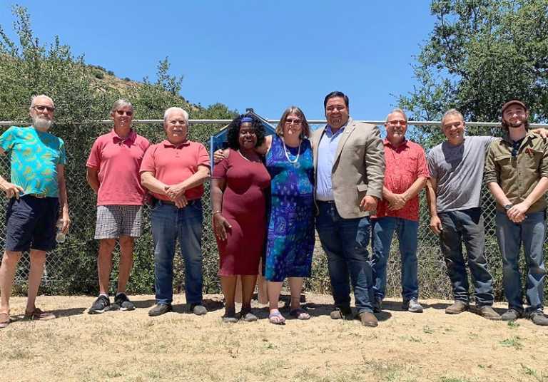 Dee Heckman honored with lending library in Arroyo Seco