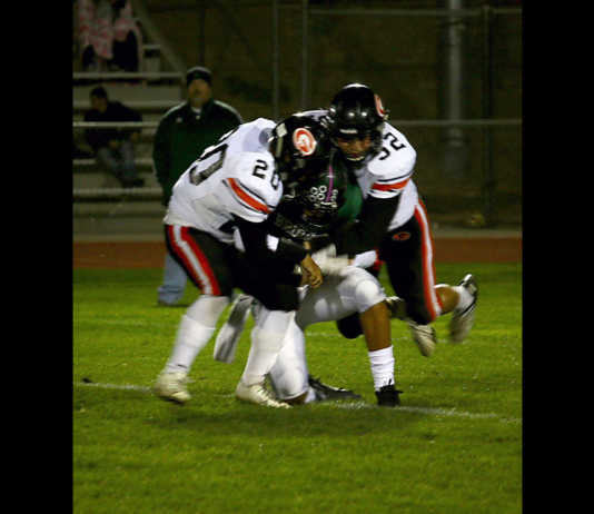 Spartans beat Bruins on Senior Night, 28-14