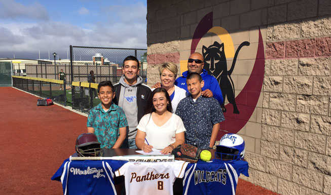 Emily Espino to play ball in San Diego